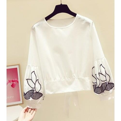 White Blouse Female 2021 Spring New Embroidered Flowers Lantern Sleeve Round Neck Back Lace Bow Shirt Womens Short Tops