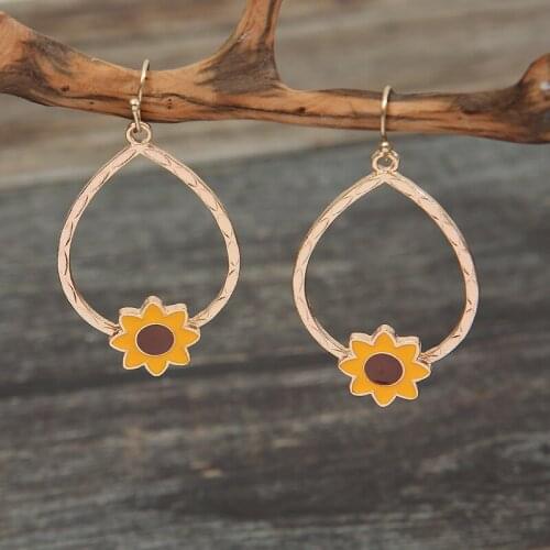 2021 Wholesale Retro New Style European and American Fashion Retro Sunflower Daisy Drip Earrings