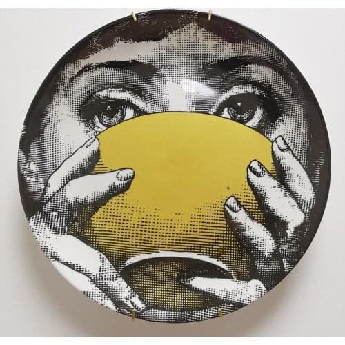 Porcelain Decorative Plates on The Wall Italian Style Collectible Art Plate Ceramic Wall Hanging Decoration Home Living Room Bar