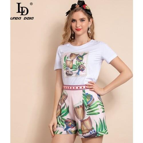 LD LINDA DELLA 2021 Fashion Designer Summer Casual Suit Women Short sleeve white Tops + High waist Print Shorts 2 Two Piece Set