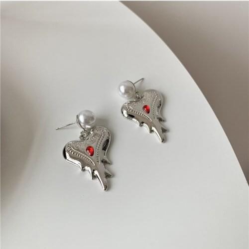 Origin Summer Statement Flame Love Heart Dangle Earring for Women Red Rhinestone Faux Pearl Silver Color Metal Earring Jewelry