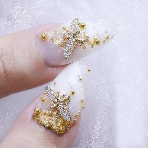 5 Pcs Vintage Bee Nail Art Decor Rhinestone Gold Cute Alloy DIY 3D Nail Jewelry Rivets Charm Decorations Manicure Beauty Tools