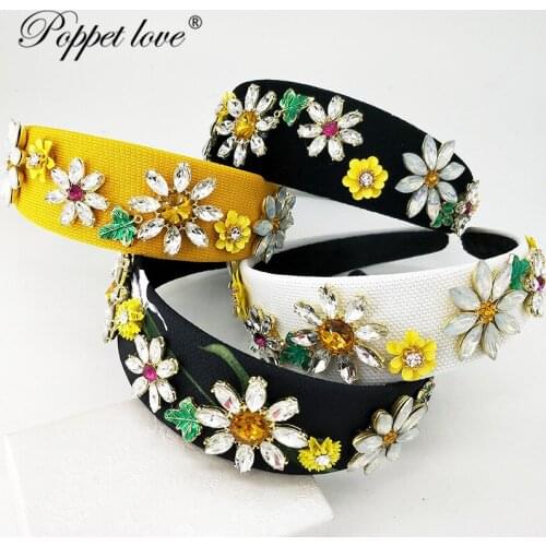 Many styles of fashionable flower shape Crystal wedding tiara light gold tiara, womens tiara Wedding hairstyle bridesmaid jewel