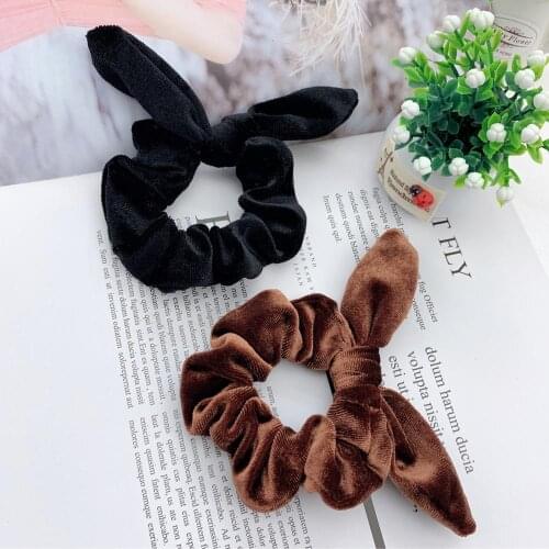 Euro-American hand-made large intestine circle with velvet rabbit ear hair ring