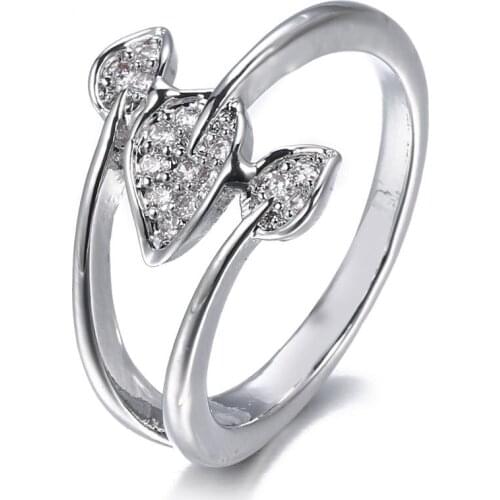 Bettyue Summer New Ornament Cute Leaves Shape Fashion Ring For Girls Cubic Zircon Fancy Jewelry Friends Party Adorable Gift