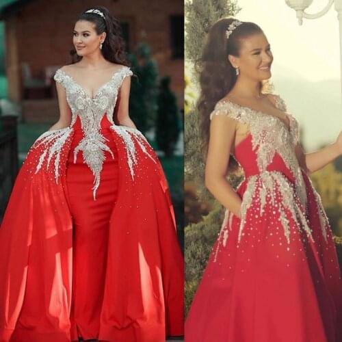 Gorgeous Red Prom Dresses With Detachable Train Lace Crystal Beaded Evening Dress Elegant Arabic Formal Gowns Party Wear