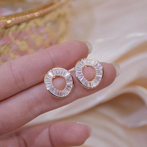 Fashion Personality Irregular Circle Earring for Women Brilliant Zirconia Stud Earring Brincos Wedding Full Rhinestone Ear Studs