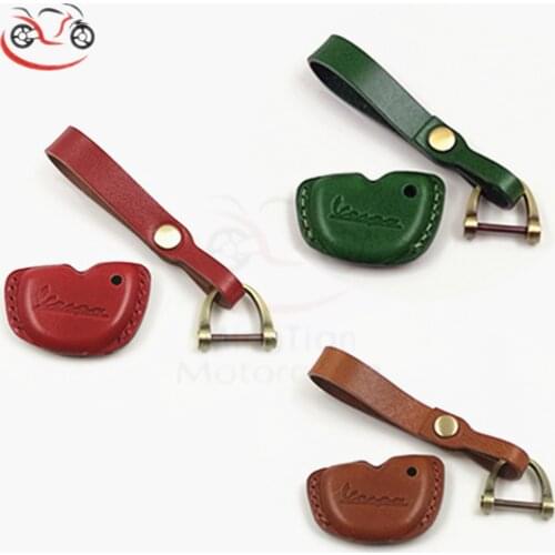 Handmade for Vespa Vintage Motorcycle Key Protective Cover Shell Cover LX LXV LXS GTS Leather Keychains Horseshoe Roman Holiday