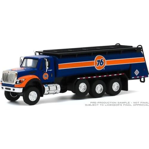 GreenLight 1:64 2018 Intl WorkStar Tanker Truck boutique alloy car toys for children kids toys Model original box