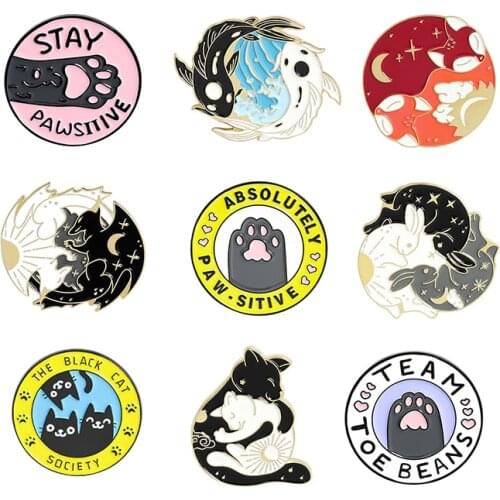 Round Animals huddle together Enamel Brooch Cat claw Lapel Pin Fox bat Koi rabbit dog Day night/ stars moon Creative Badge