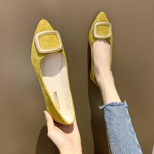 Selling Womens Flat Shoes Frosted Leather Pointed Toe Slip-On Womens Casual Shoes Office Fashion Pattern Female Leisure W33-37