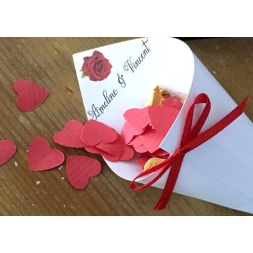 25pcs Personalized names date rose flower Wedding Confetti Cones Paper Custom Monogram Ivory Pearly Cones, confetti ice cream