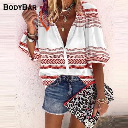 Large Size Striped Printed V-neck Tops Fashion Casual Button Women Trendy Loose T Shirts Daily Half Sleeves Clothing Spring Tees
