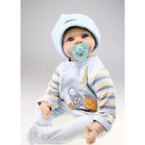 New Hot Sale Silicone Vinyl Babydoll Cloth Body Living Doll Lovly Jumpsuit Design Childrens Toys
