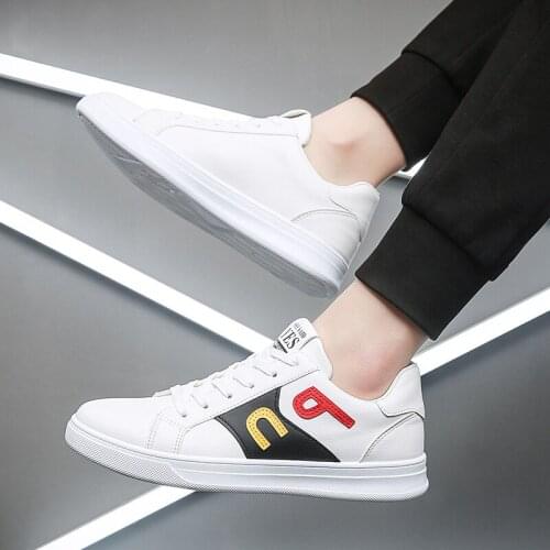 Men Casual Shoes Lightweight Slip-On Men Sneakers 2021 luxury brand Breathable Mesh Shoes For Walking Footwear Joker simple