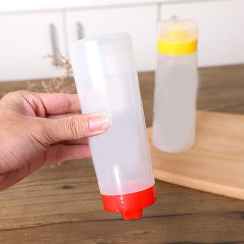 4 Hole Squeeze Bottle Condiment Dispenser Sauce Vinegar Oil Ketchup Cruet Bin Kitchen Accessories Ketchup Cookling Gravy Boats