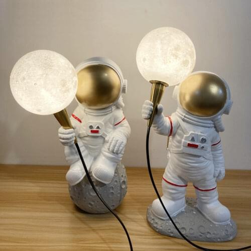 Astronaut moon exploration table lamp bedroom bedside desk decoration 3D moon decoration light creative spaceman boy girl gifts