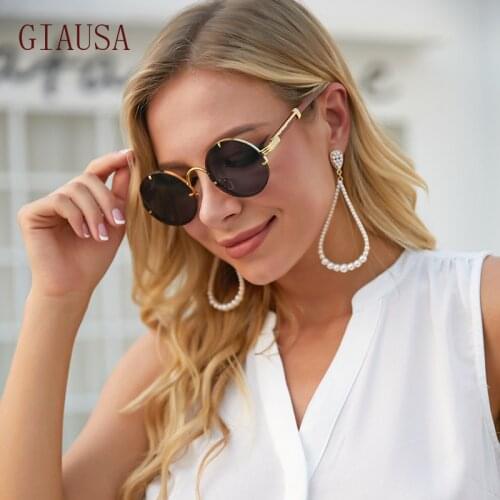 New Retro small round Frame Sunglasses Womens fashion of European and American personalized SunglassesGafas de sol para mujeres