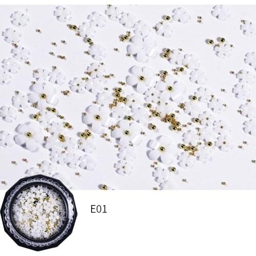 500Pcs/Bag Nail Art 3mm/6mm White Flower Rhinestones With Gold/Rose Gold/Silver Steel Bead Caviar Nail Gel Polish Decoration Set