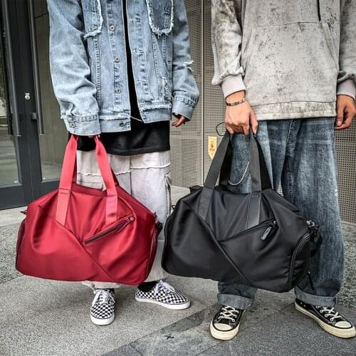 Short-distance large-capacity travel bag for women, wet and dry separation, light slung, mens portable sports and fitness bags