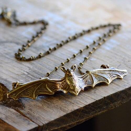 Vampire Bat Necklace,Goth Bat Necklace, Halloween Necklace, Halloween Jewelry, Bat Jewelry Necklace