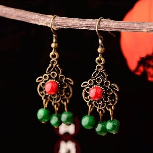 BOEYCJR Green Stone Beads Drop Earrings Handmade Vintage Ethnic Natural Stone Earrings Fashion Jewelry Hook Earrings for Women
