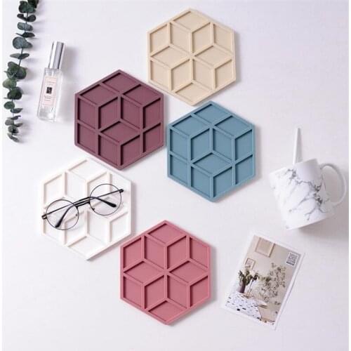 Creative Silicone Coasters Anti Slip Heat-insulated Cup Mats Chic Hexagon Hollow Cups Mugs Pad INS Home Decoration 1pc