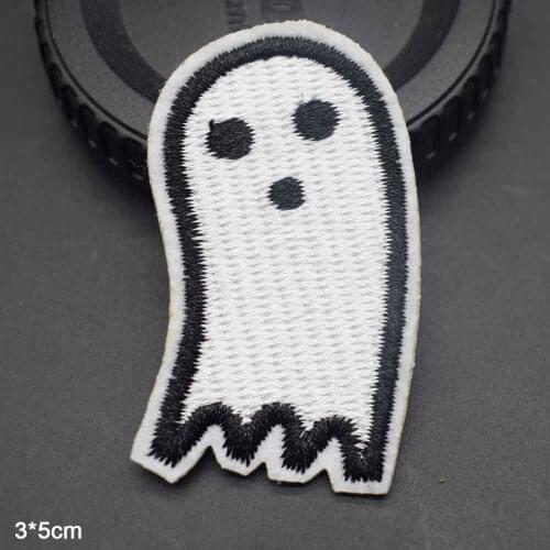 Cartoon Lovely White Ghost Alien Head Melody Mad Iron On Embroidered Clothes Patch For Clothing Garment