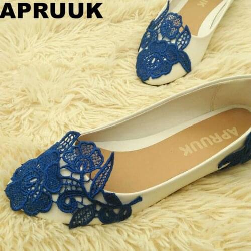 Round toe slip on blue white wedding flats shoes for women female lady blue sexy lace wedding shoes
