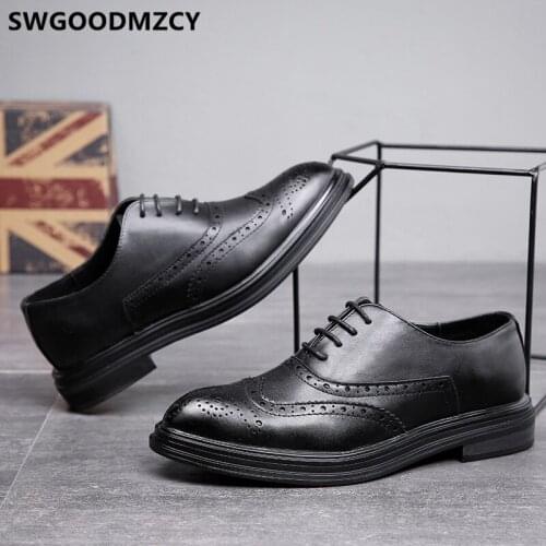 Brogue Shoes Men Classic Luxury Designer Office Shoes Men Italian Brand Coiffeur Business Shoes Men Oxford Leather Buty Meskie