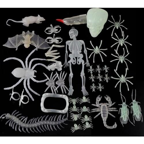 48pc Halloween Plastic Luminous Spider Scorpion Skull Joke Decoration Props Rubber Toy Gags Practical Jokes Toys