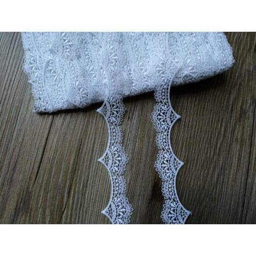 3 Yards/Lot Flower Lace Trim 3.5cm Wide Soft Ivory Lace Trim Accessories High Quality Water Soluble Lace Fabric