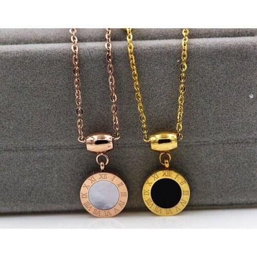 Free Shipping Black White Double Face Shell Round Pendant Gold Color / Rose Gold Color Stainless Steel Necklace
