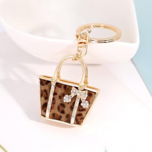 2021 New Jewelry Leopard Handbag Shape Crystal Bow Keychain Exquisite Car Holder Bag Pendant Women Gift Trinket Metal Keyring