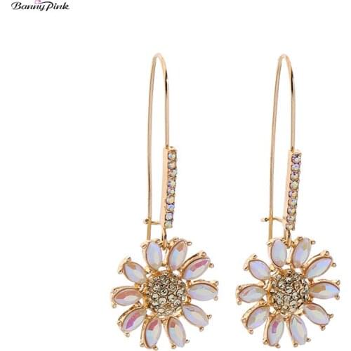 Banny Pink Party Rhinestone Daisy Flower Dangle Earrings For Women Chic Crystal Geometric Statement Drop Earrings long Earrings