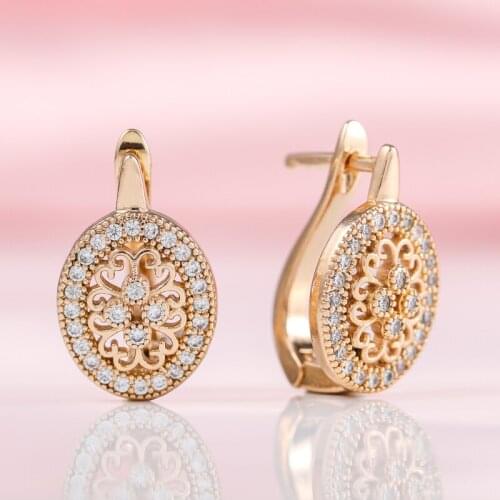 Fashion Exquisitely Micro Pave Zircon Hollow Stud Earrings Women Luxury Wedding Fashion Jewelry Gold Color Flower Copper Earring