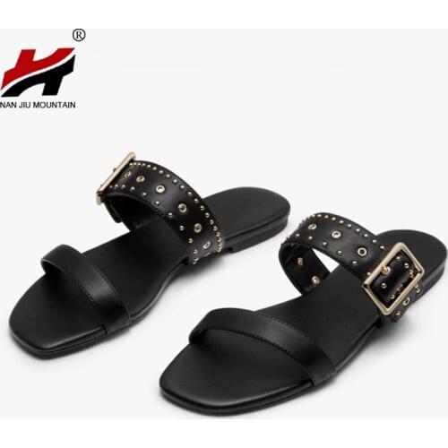 2021 Summer Flat Sandals Women Rivet Slippers Simple Sandals Open Tea Beach Shoes Woman Solid Color