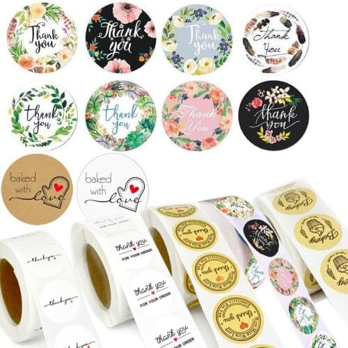 500Pcs Baked with Love Round Kraft Paper Sticker Adhesive Baking Label for Wedding Party Decor Christmas Festival Cake Box Gift
