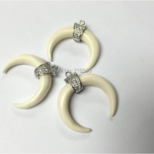 M60423353 Cream Horn Pendant Silver Micro Pave Chem