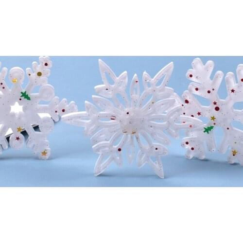 3 Kinds Of DIY Crystal Epoxy Snowflake Silicone Mold Christmas Tree Snowflake Charm Hanging Tag Pendant Hanging Home Decor