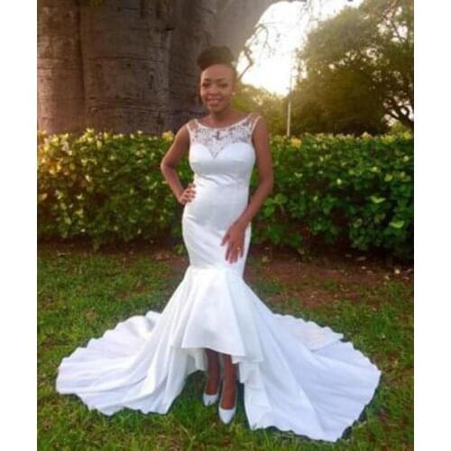 South African Mermaid Wedding Dresses Scoop Zipper Back Lace Satin Bridal Dresses Sleeveless Modern Sweep Train Wedding Gown