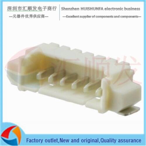 Connectors Headers & Wire Housings Molex 53261-0671 532610671