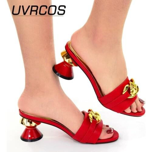 Latest Red Color Italian Women Sandals Shoes for Party African Wedding Low Heels Slip on Women Pumps High Quality Wedding