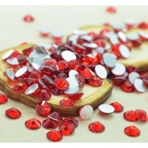 Flat Back Rhinestone Crystal Strass Light Siam 50pcs ss20 4.6-4.8mm Non hotfix Nail Art Rhinestones