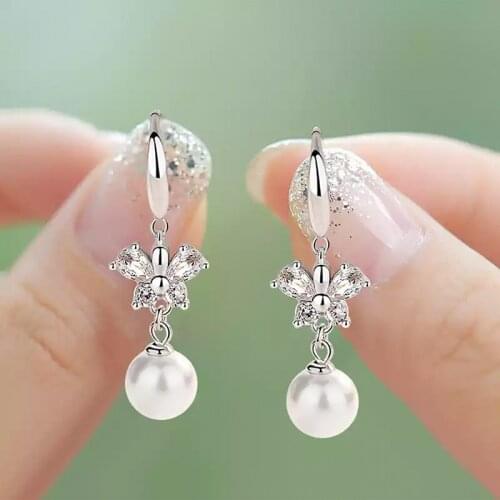 Vintage White Imitation Pearl Dangle Earrings Women Elegant Lady Accessories Party Crystal zircon Creative Butterfly Earrings