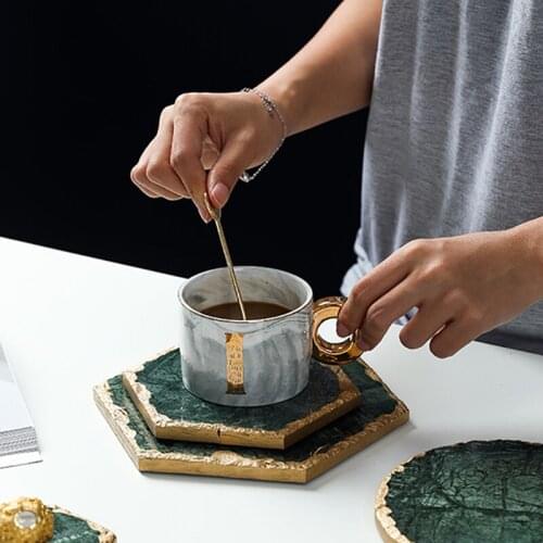 Nordic Art Emerald Ceramic Table Coaster Minimalist Home Dining Table Office Luxury Phnom Penh Insulation Pad Kitchen Supplies