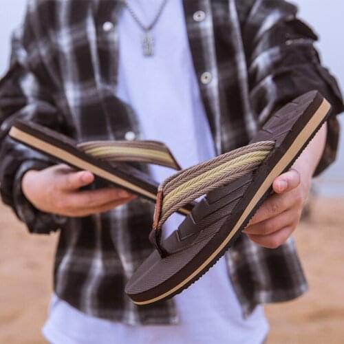 Summer Slippers Men Drainage Non-Slip Flip Flops Men Beach Slides Shoes Outdoor Comfort Big Size 40-50