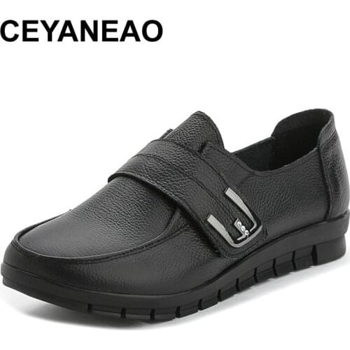CEYANEAO2018New Mother shoes soft soles comfortable womens shoes elderly large size flat Fashion Leather black Ladies ShoesE911