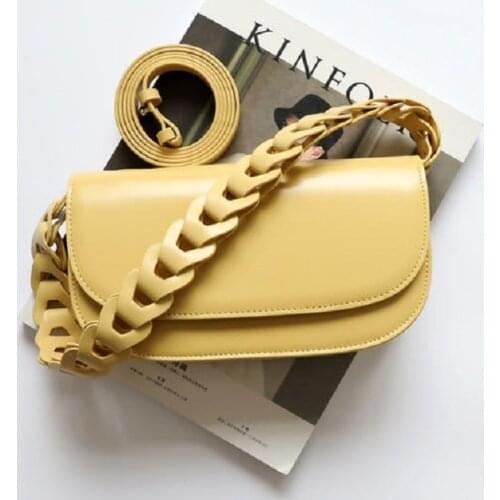 Twisted Woven Leather Baguette Bag Chic Cowhide Underarm Bag 2020 Saddle Armpit bag Handbag Summer Women shoulder messenger Bag