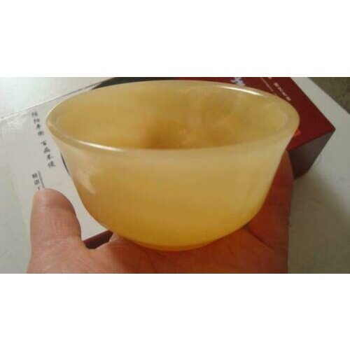 Chinese handmade jade carving Natural jades Hand-carved jade bowls